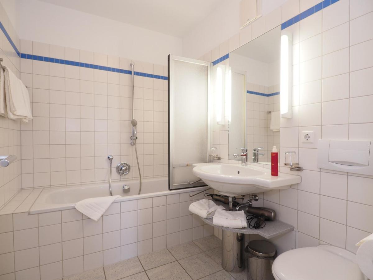 Kaiservillen Heringsdorf - Ferienwohnung Mit 2 Schlafzimmern Und Balkon D213 Eksteriør bilde